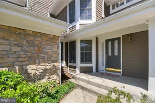 22 Briarwood Ct, Princeton, NJ 08540 - Photo 2