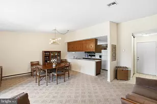 277 Crosse, Monroe Township, NJ 08831 - Photo 20