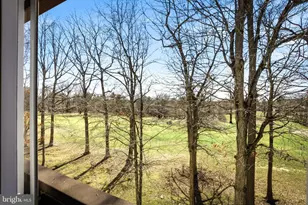 277 Crosse, Monroe Township, NJ 08831 - Photo 4