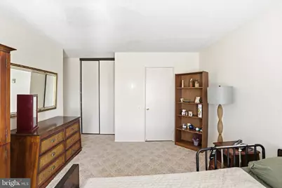 277 Crosse, Monroe Township, NJ 08831 - Photo 10