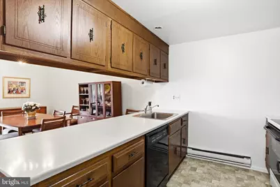 277 Crosse, Monroe Township, NJ 08831 - Photo 14