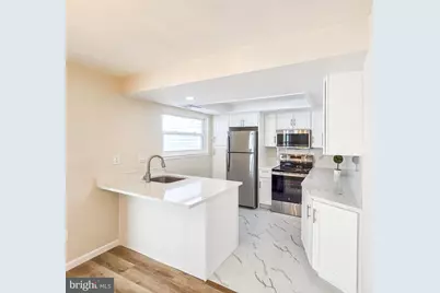 149 Maclura Plaza, Monroe Township, NJ 08831 - Photo 6