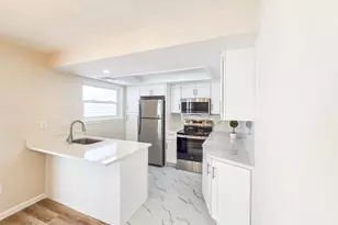 149 Maclura Plaza, Monroe Township, NJ 08831 - Photo 6