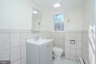 3774 State Route 27, Kendall Park, NJ 08824 - Photo 12