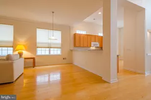 37 Andover Dr, Kendall Park, NJ 08824 - Photo 6