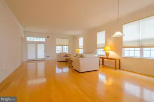 37 Andover Dr, Kendall Park, NJ 08824 - Photo 10