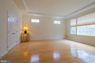 37 Andover Dr, Kendall Park, NJ 08824 - Photo 16