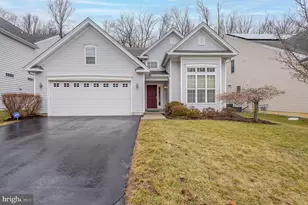 37 Andover Dr, Kendall Park, NJ 08824 - Photo 1