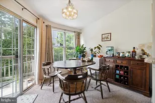 4073 Bayberry Ct Ct, Monmouth Junction, NJ 08852 - Photo 8