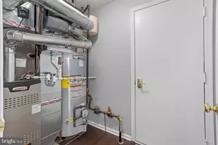 101 Dahlia Cir, Dayton, NJ 08810 - Photo 34