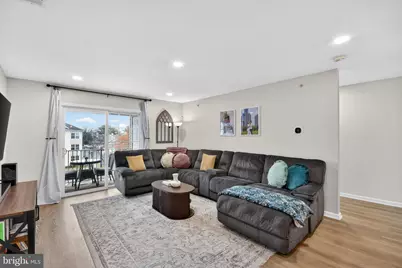 1332 Fernwood Court, New Brunswick, NJ 08901 - Photo 4