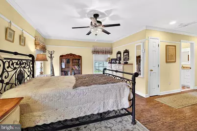 32 Kingsley Road, Kendall Park, NJ 08824 - Photo 16