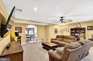 32 Kingsley Rd, Kendall Park, NJ 08824 - Photo 12