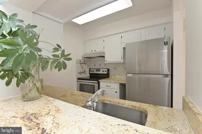 1901 Ravens Crest Dr E, Plainsboro Township, NJ 08536 - Photo 8