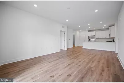 29101 Radford, Monroe Township, NJ 08831 - Photo 6