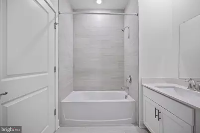 29101 Radford, Monroe Township, NJ 08831 - Photo 18