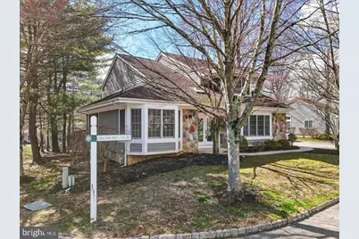 1 Cranberry Court, South Brunswick Township, NJ 08540 - Photo 2