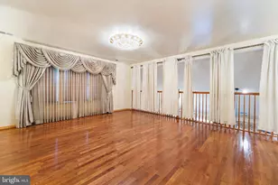 7 Spring Dr, Dayton, NJ 08810 - Photo 10