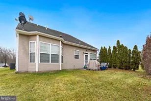 7 Spring Dr, Dayton, NJ 08810 - Photo 24