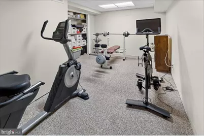 7 James Avenue, Kendall Park, NJ 08824 - Photo 30