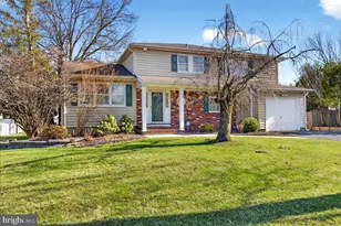 7 James Ave, Kendall Park, NJ 08824 - Photo 40