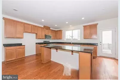 13 Bond Street, North Brunswick Township, NJ 08902 - Photo 4