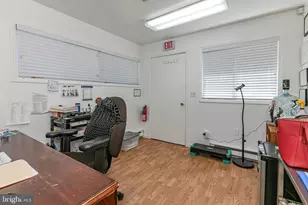 3 Stanworth Rd, Kendall Park, NJ 08824 - Photo 12