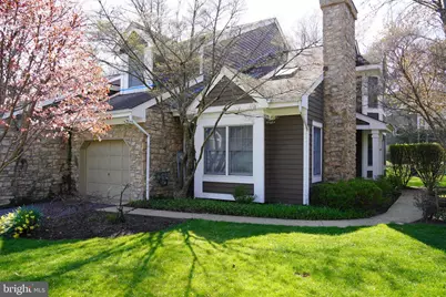 57 W Countryside Drive Drive, South Brunswick Township, NJ 08540 - Photo 2