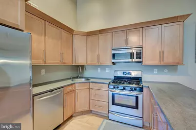 268 Kempsey Drive, North Brunswick Township, NJ 08902 - Photo 12