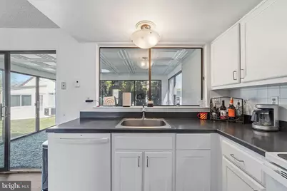 21 Celtis Plaza, Monroe Township, NJ 08831 - Photo 12