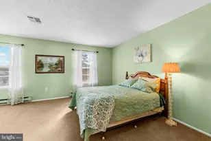 376 Stirling Dr, Monroe Township, NJ 08831 - Photo 18