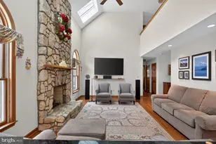 13 Brookside Ct, Cranbury Township, NJ 08512 - Photo 16