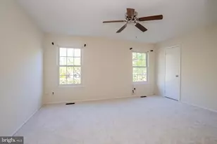 4 Pond View Dr, Plainsboro Township, NJ 08536 - Photo 20
