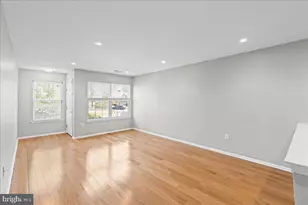 302 Wellington Park Dr, Princeton, NJ 08540 - Photo 4