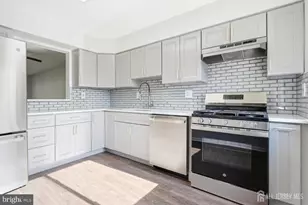 191 Hampshire Dr, Plainsboro Township, NJ 08536 - Photo 2