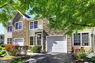 68 Osprey Dr, Old Bridge Township, NJ 08857 - Photo 2