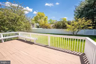 14 Dov Pl, Kendall Park, NJ 08824 - Photo 32