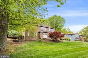 12 Woodgate Dr, Monmouth Junction, NJ 08852 - Photo 4