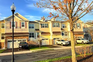 32 Morris Ln, Cranbury Township, NJ 08512 - Photo 2