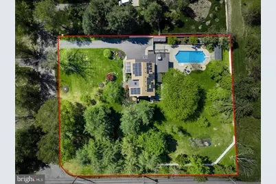2 Pollak Court, Cranbury Township, NJ 08512 - Photo 2