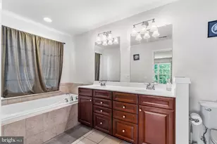 2105 Ethan Ln, Highland Park, NJ 08904 - Photo 28