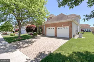 14 Cobblestone Blvd, Monroe Township, NJ 08831 - Photo 2