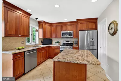 92 Bradford Lane, Plainsboro Township, NJ 08536 - Photo 10