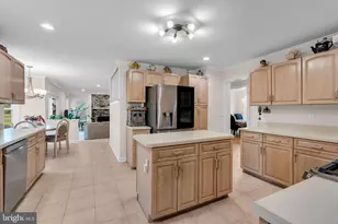 14 Hancock Ct, Plainsboro Township, NJ 08536 - Photo 20