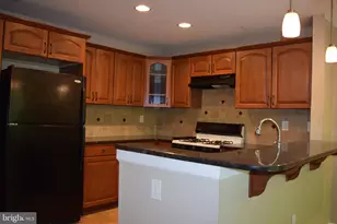 6062 Cedar Ct, Monmouth Junction, NJ 08852 - Photo 4