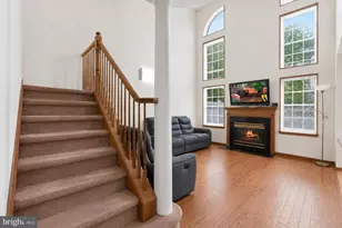 101 Wellington Park Dr, South Brunswick Township, NJ 08540 - Photo 6