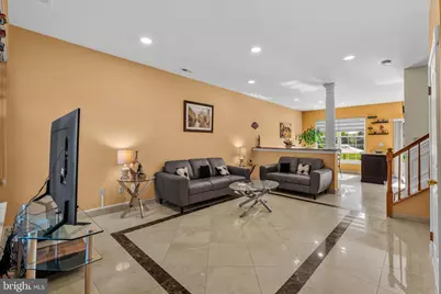 804 Dahlia Circle, Dayton, NJ 08810 - Photo 4