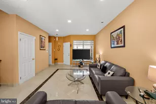 804 Dahlia Cir, Dayton, NJ 08810 - Photo 8