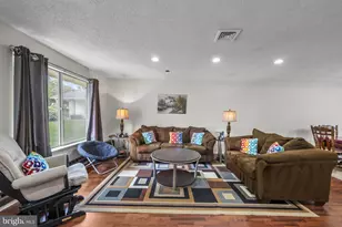 209 Vernon Rd, Monroe Township, NJ 08831 - Photo 4