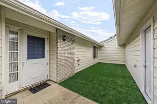 209 Vernon Rd, Monroe Township, NJ 08831 - Photo 12